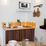 Robs - Confort, Tv Connectee, Debit, Localisation Ideale - Courts Sejours & Affaires