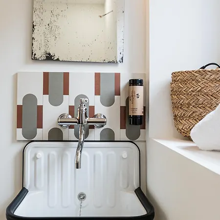 Robs - Confort, Tv Connectée, Débit, Localisation Idéale - Courts Séjours&affaires