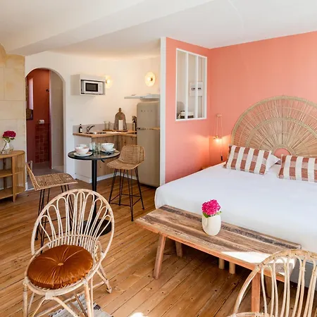 Robs - Confort, Tv Connectée, Débit, Localisation Idéale - Courts Séjours&affaires 3*