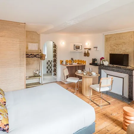 Appart hôtel Robs - Confort, Tv Connectée, Débit, Localisation Idéale - Courts Séjours&affaires 3*