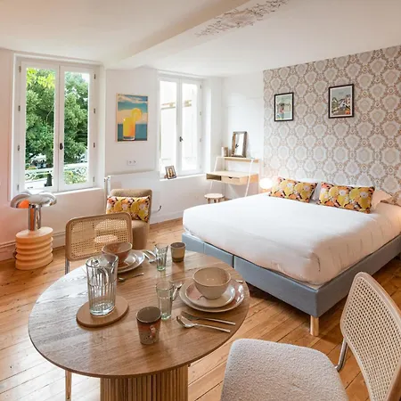 Hotel apartamentowy Robs - Confort, Tv Connectee, Debit, Localisation Ideale - Courts Sejours & Affaires Caen