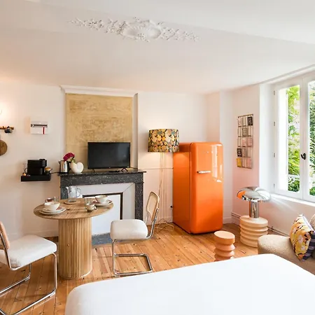 Robs - Confort, Tv Connectée, Débit, Localisation Idéale - Courts Séjours&affaires Appart hôtel