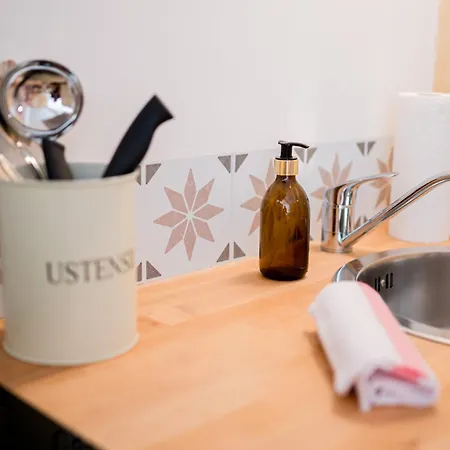 Robs - Confort, Tv Connectee, Debit, Localisation Ideale - Courts Sejours & Affaires Hotel apartamentowy Caen