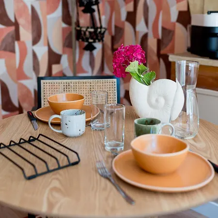 Robs - Confort, Tv Connectee, Debit, Localisation Ideale - Courts Sejours & Affaires