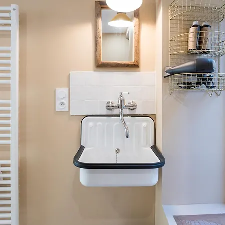 Hotel apartamentowy Robs - Confort, Tv Connectee, Debit, Localisation Ideale - Courts Sejours & Affaires