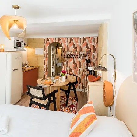 Robs - Confort, Tv Connectée, Débit, Localisation Idéale - Courts Séjours&affaires