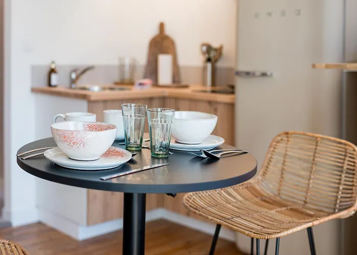 Robs - Confort, Tv Connectee, Debit, Localisation Ideale - Courts Sejours & Affaires 3* كان