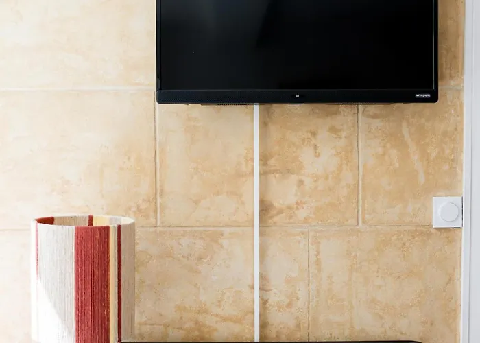 Robs - Confort, Tv Connectee, Debit, Localisation Ideale - Courts Sejours & Affaires 3*